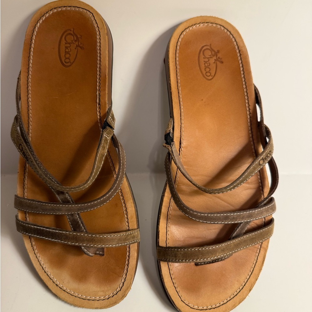 Chaco two tone brown Leather Strappy Thong Sandals